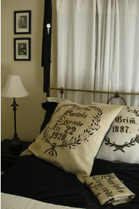 antique and vintage linen, textiles, haberdashery