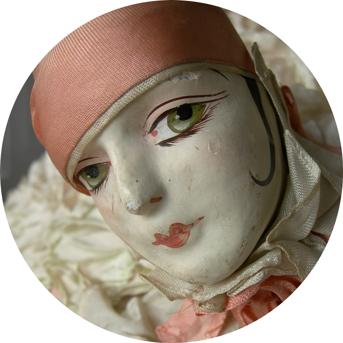 Starched and Crumpled Antique Vintage Linen, Textiles, Haberdashery and Ephemera